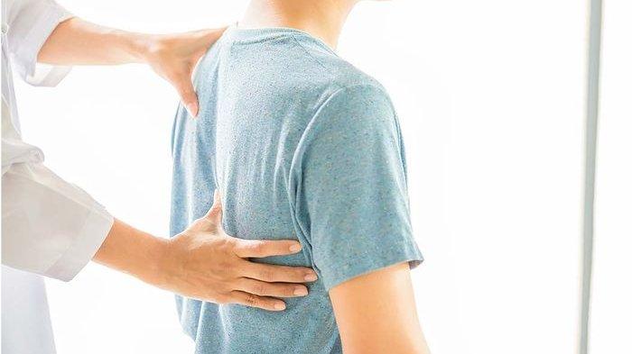skoliosis ke dokter apa